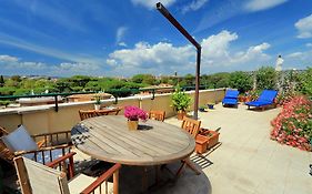 Mecenate Charme Apartment