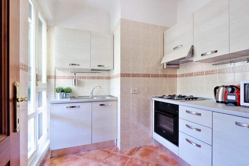 Mecenate Charme Apartment Rome Exterior photo